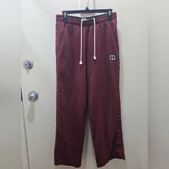Nike Maroon Track Pants for Women - Picture 2 of 16